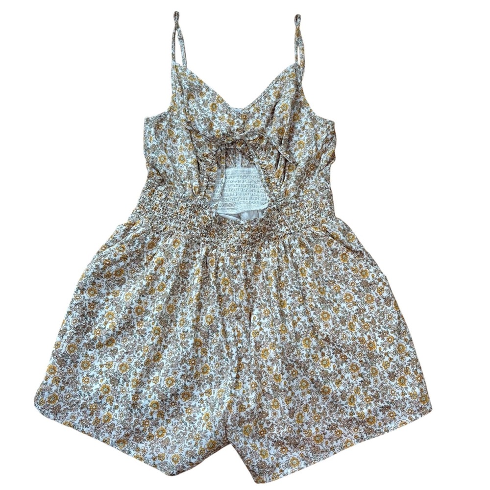NWT American Eagle Outfitters Women's‎ Floral Romper Front Cutout Smocked Size M
